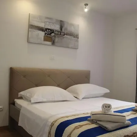 Luxury Cvita 2 Apartman Podstrana