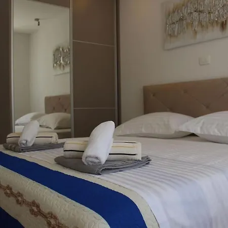 Apartman Luxury Cvita 2 *