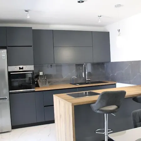 Luxury Cvita 2 Podstrana